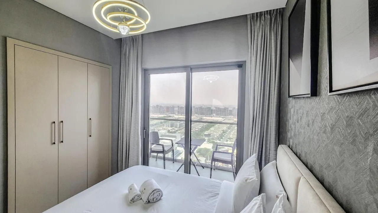 Stay By Latinem Luxury 1Br Holiday Home Cvr A1413 Near Burj Khalifa Dubai Apartment